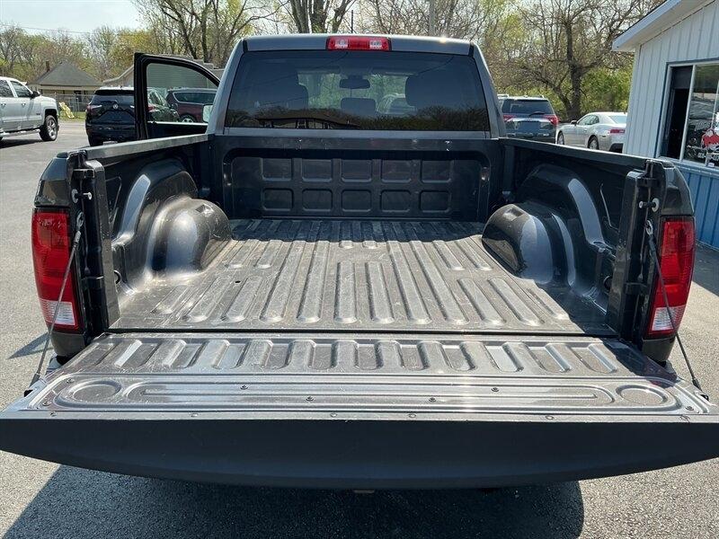 RAM 1500 Tradesman Quad Cab 4WD 2018