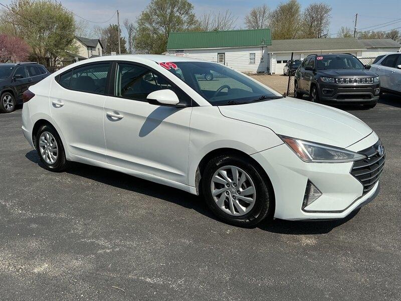Hyundai Elantra SE 6M 2019