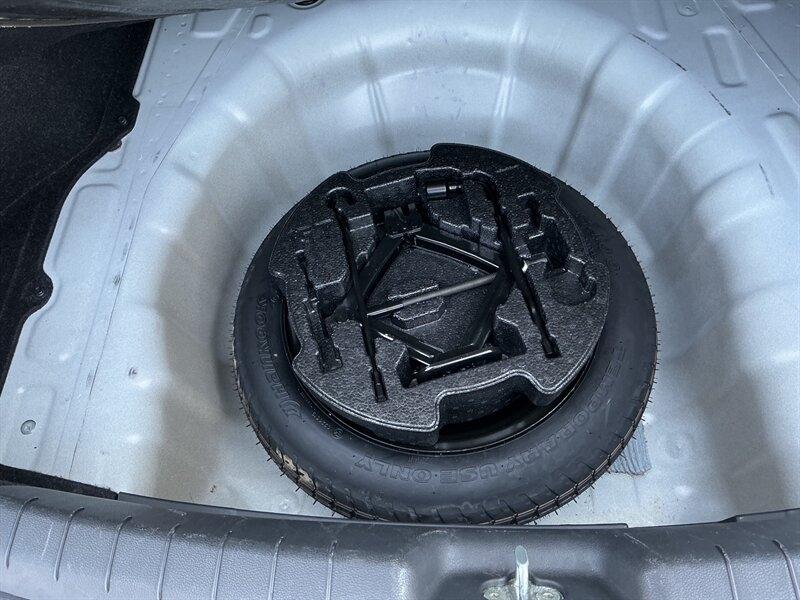 Hyundai Elantra SE 6M 2019