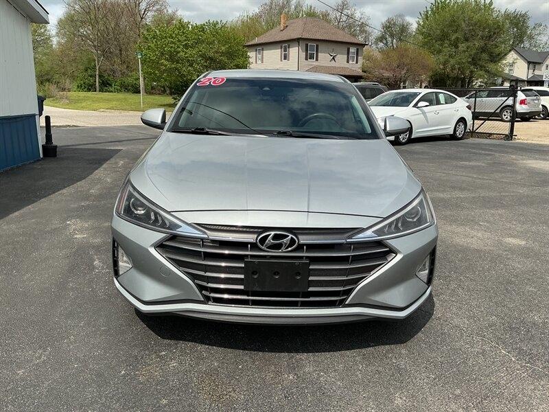 Hyundai Elantra Limited 2020