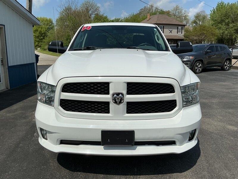 RAM 1500 Tradesman Crew Cab SWB 4WD 2014