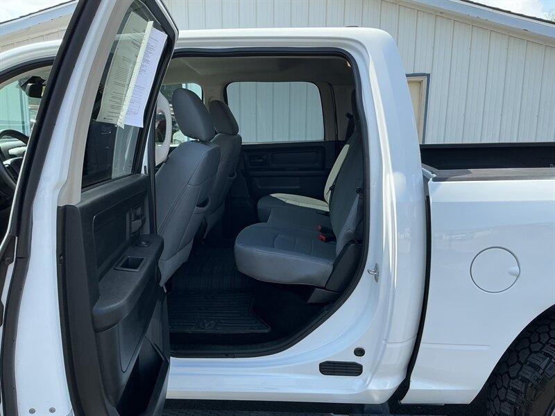 RAM 1500 Tradesman Crew Cab SWB 4WD 2014