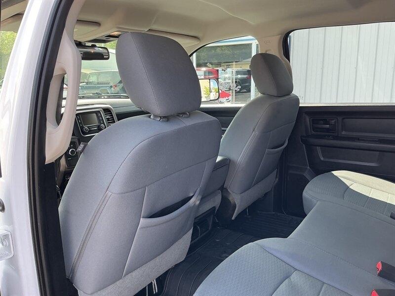 RAM 1500 Tradesman Crew Cab SWB 4WD 2014