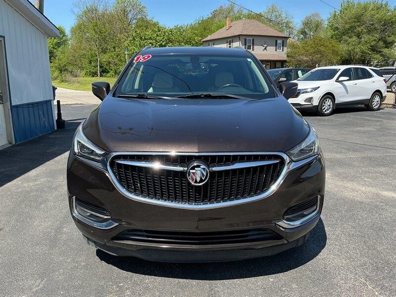Buick Enclave Essence FWD 2019
