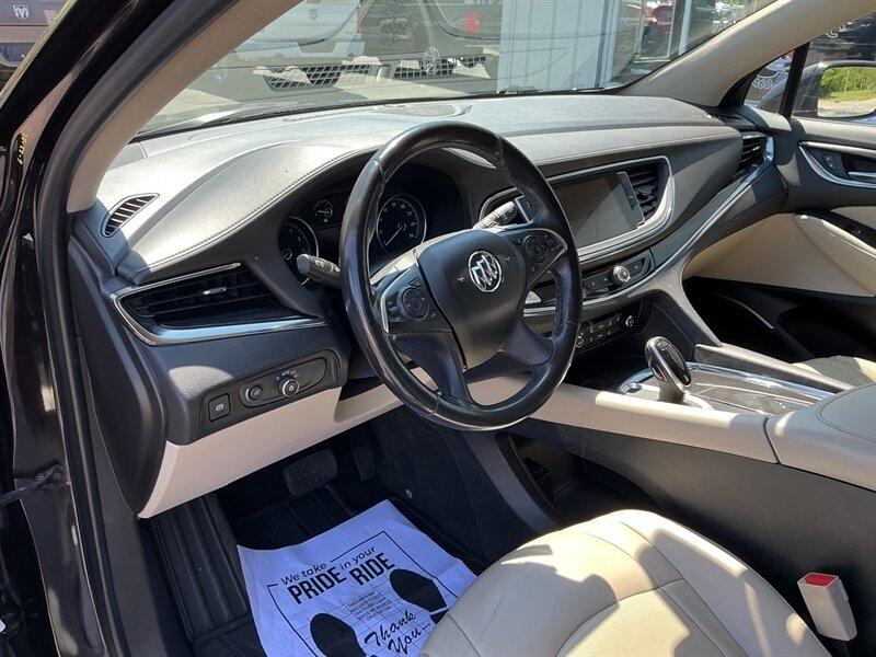 Buick Enclave Essence FWD 2019