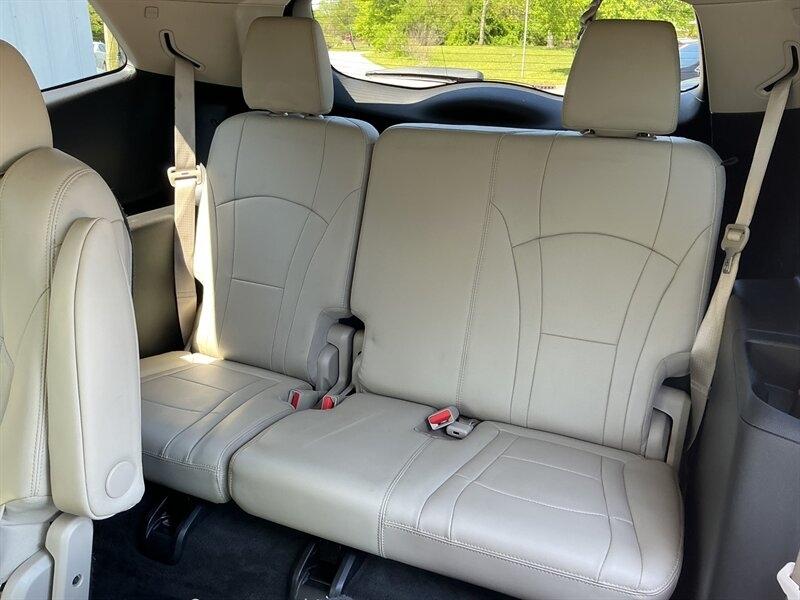 Buick Enclave Essence FWD 2019