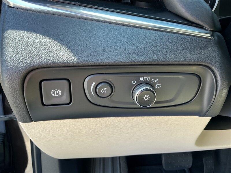 Buick Enclave Essence FWD 2019