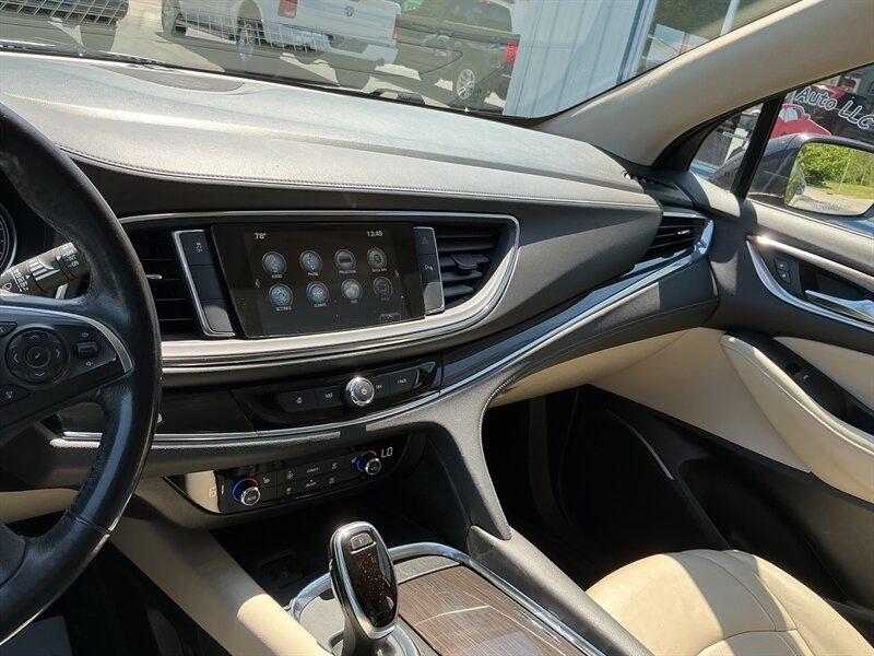 Buick Enclave Essence FWD 2019