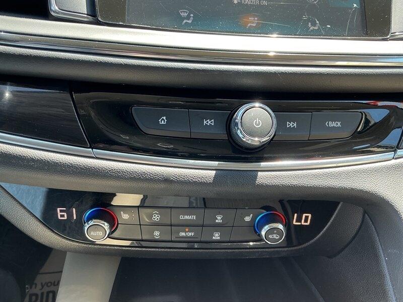 Buick Enclave Essence FWD 2019