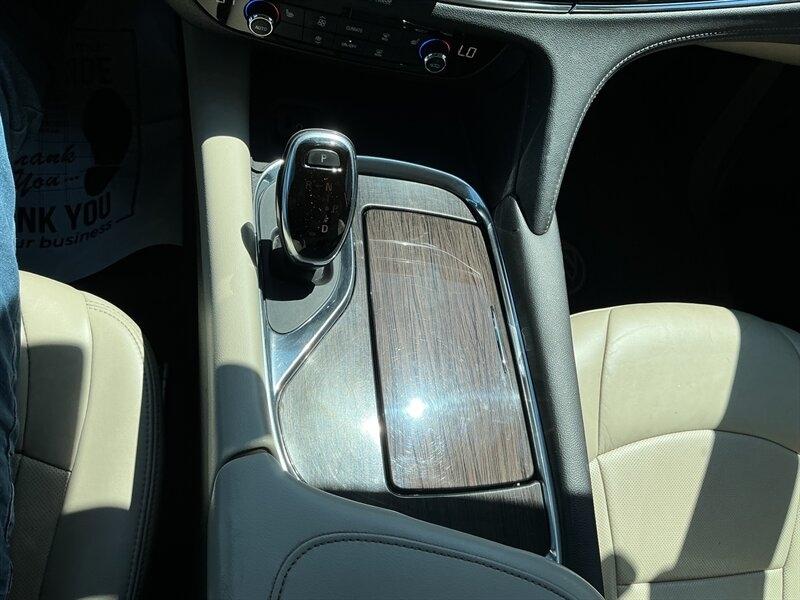 Buick Enclave Essence FWD 2019