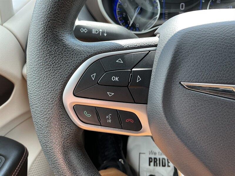 Chrysler Pacifica Touring 2017