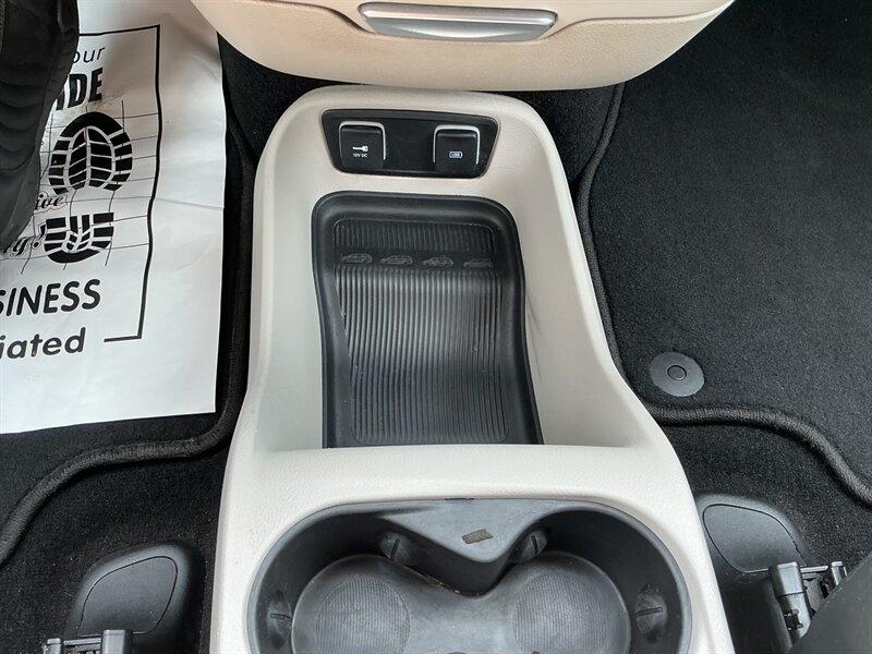 Chrysler Pacifica Touring 2017