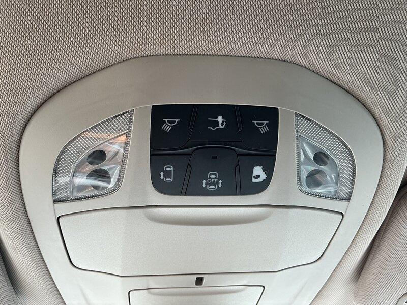 Chrysler Pacifica Touring 2017