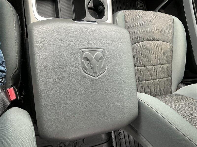 RAM 1500 SLT Crew Cab SWB 4WD 2016