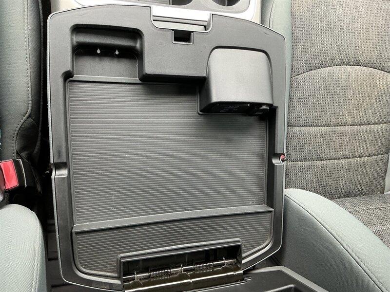 RAM 1500 SLT Crew Cab SWB 4WD 2016