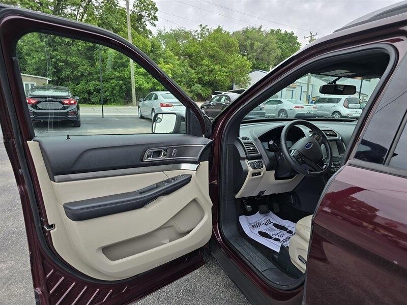 Ford Explorer XLT 4WD 2018