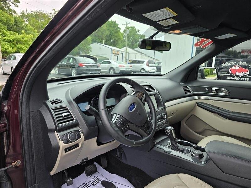 Ford Explorer XLT 4WD 2018