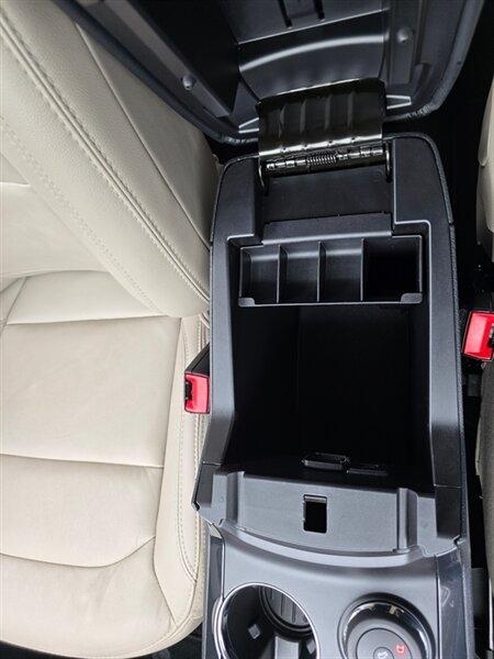 Ford Explorer XLT 4WD 2018