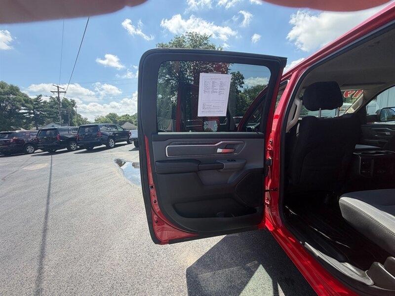 RAM 1500 Big Horn Crew Cab SWB 4WD 2019