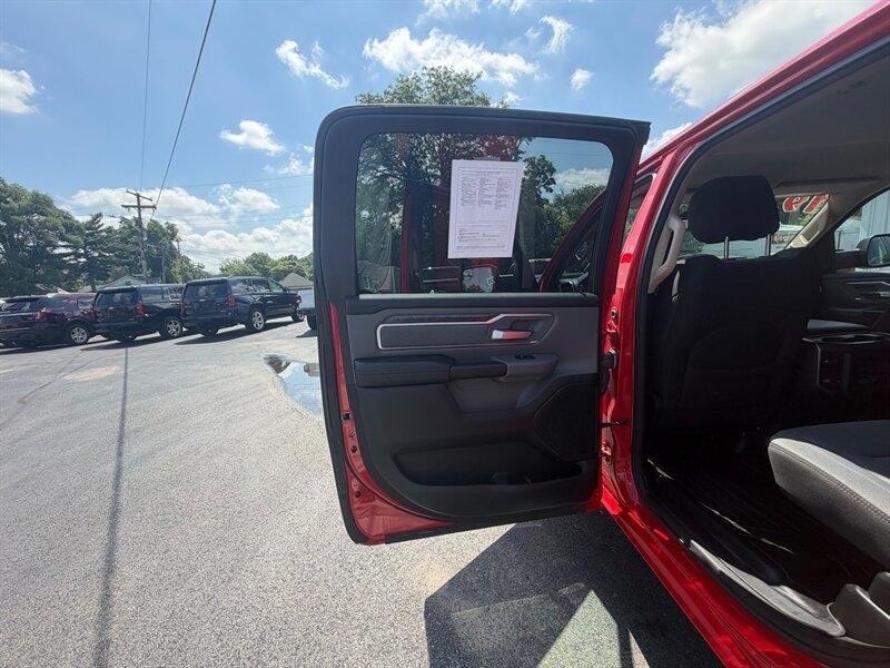 RAM 1500 Big Horn Crew Cab SWB 4WD 2019