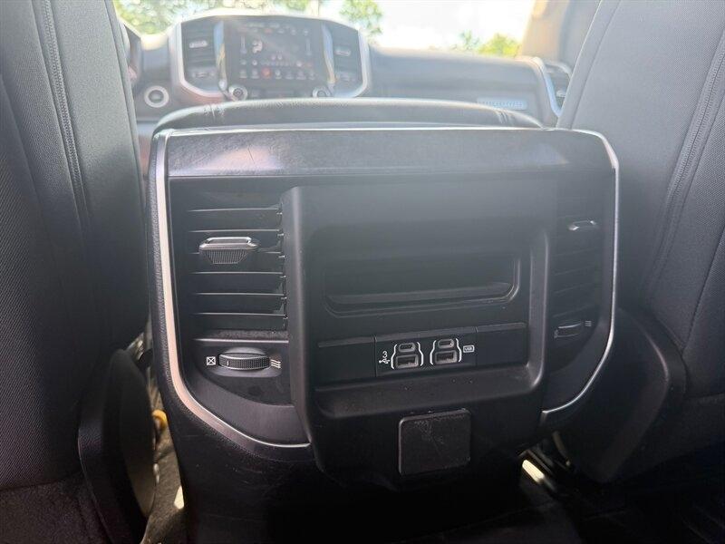 RAM 1500 Big Horn Crew Cab SWB 4WD 2019