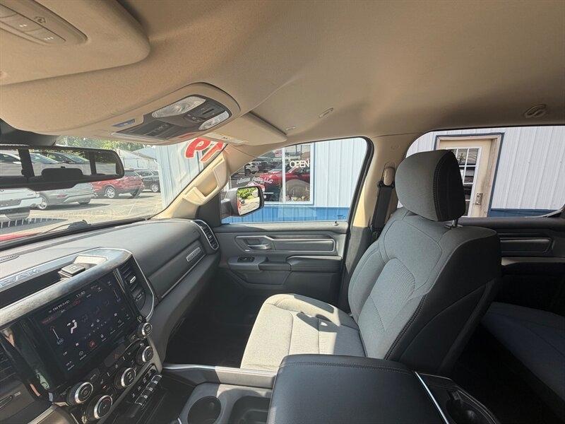RAM 1500 Big Horn Crew Cab SWB 4WD 2019