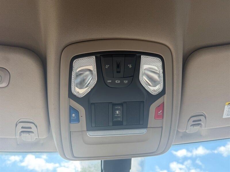 RAM 1500 Big Horn Crew Cab SWB 4WD 2019