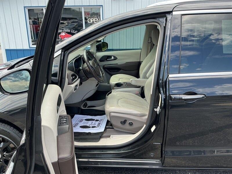 Chrysler Pacifica Touring-L 2021