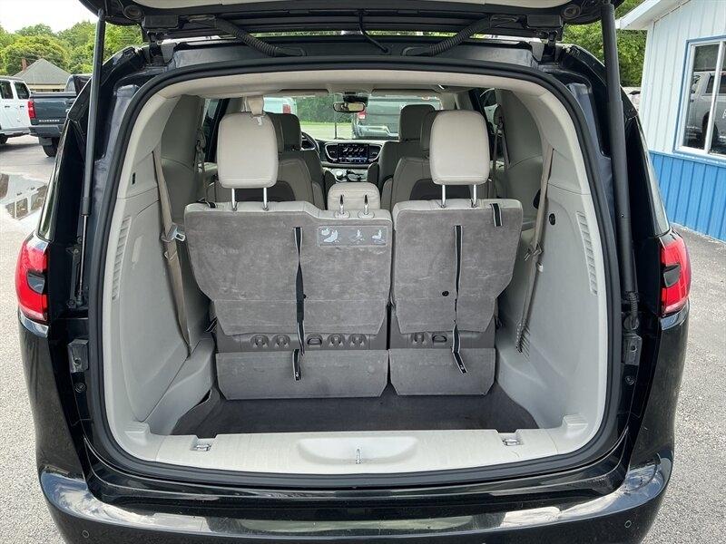 Chrysler Pacifica Touring-L 2021