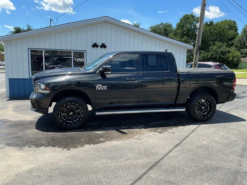 RAM 1500 Sport Crew Cab SWB 4WD 2017