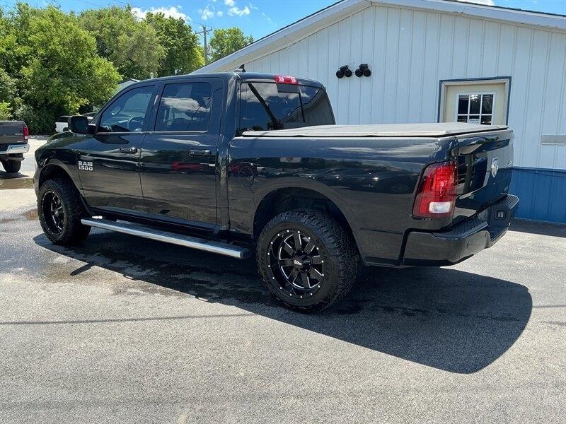 RAM 1500 Sport Crew Cab SWB 4WD 2017