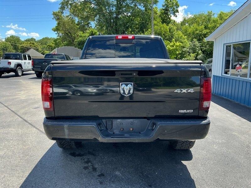 RAM 1500 Sport Crew Cab SWB 4WD 2017