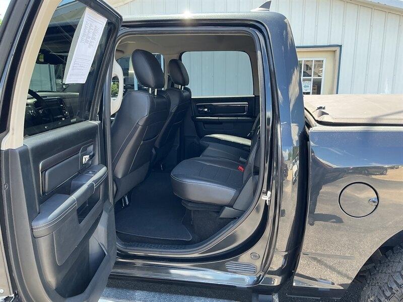 RAM 1500 Sport Crew Cab SWB 4WD 2017