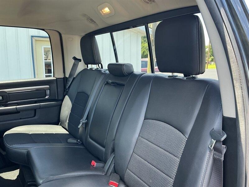 RAM 1500 Sport Crew Cab SWB 4WD 2017