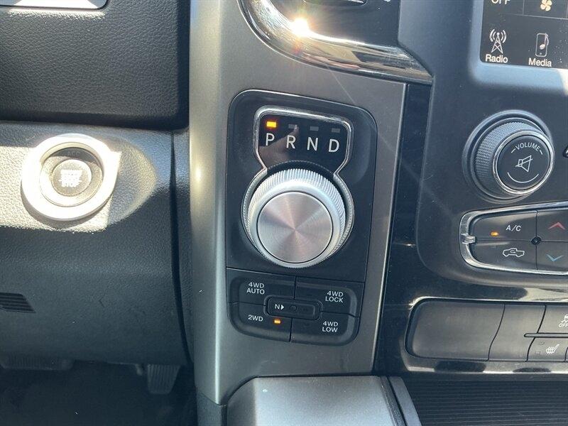 RAM 1500 Sport Crew Cab SWB 4WD 2017