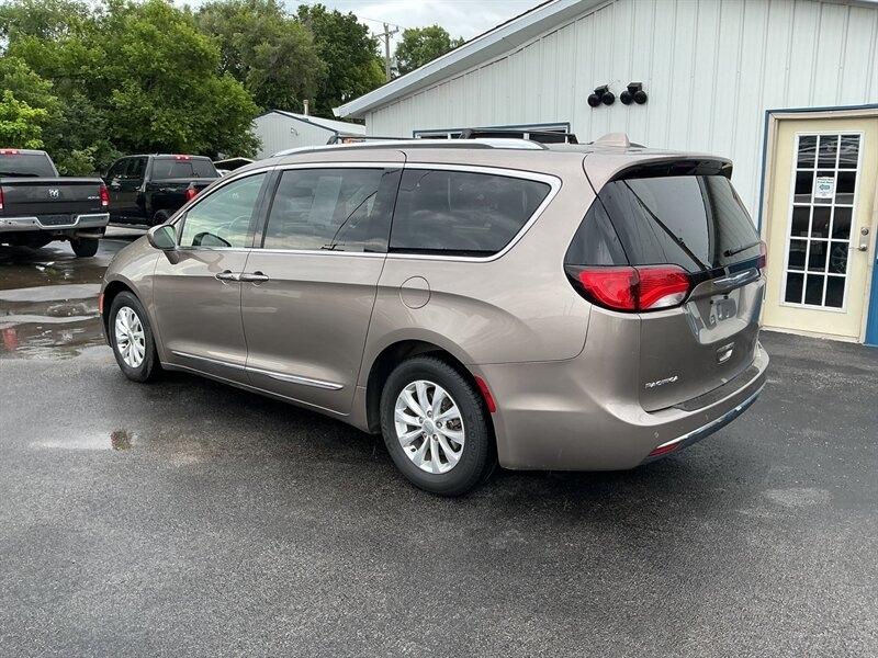 Chrysler Pacifica Touring-L 2018