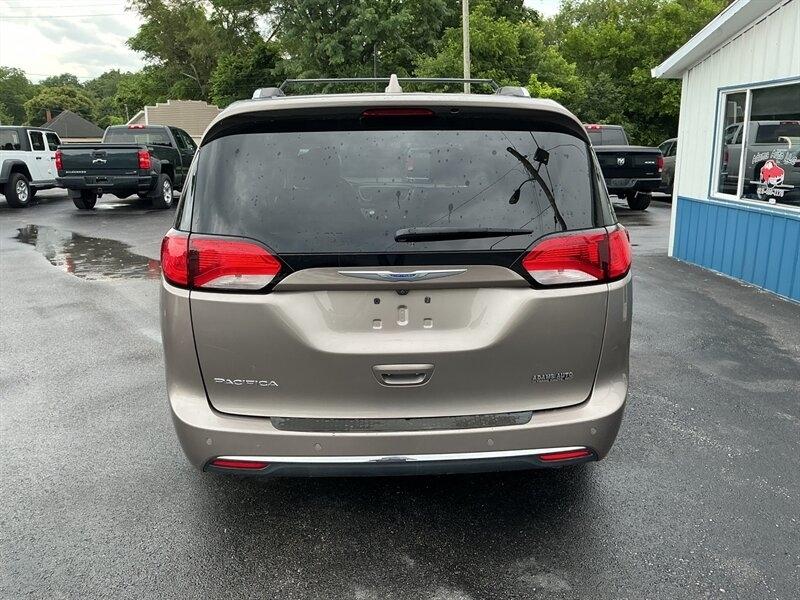 Chrysler Pacifica Touring-L 2018