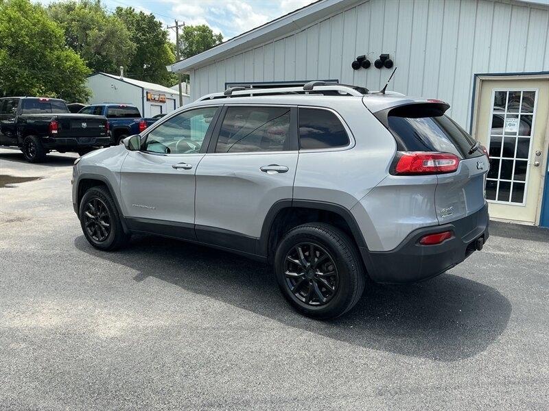 Jeep Cherokee Latitude 4WD 2014