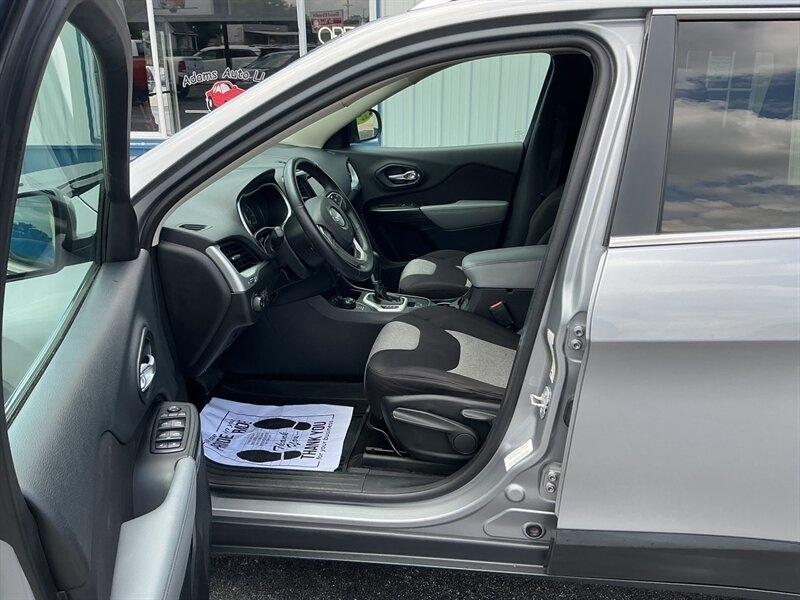 Jeep Cherokee Latitude 4WD 2014