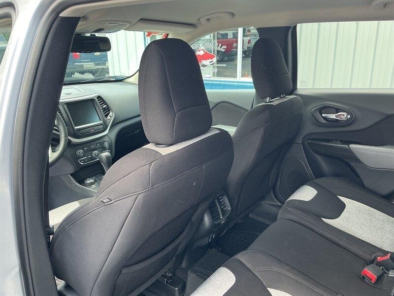 Jeep Cherokee Latitude 4WD 2014