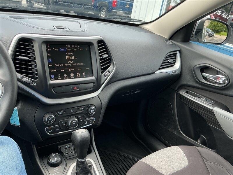 Jeep Cherokee Latitude 4WD 2014