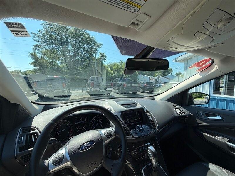 Ford Escape Titanium 4WD 2014