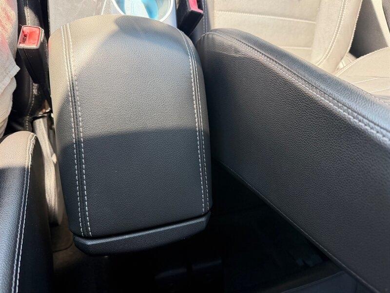Ford Escape Titanium 4WD 2014