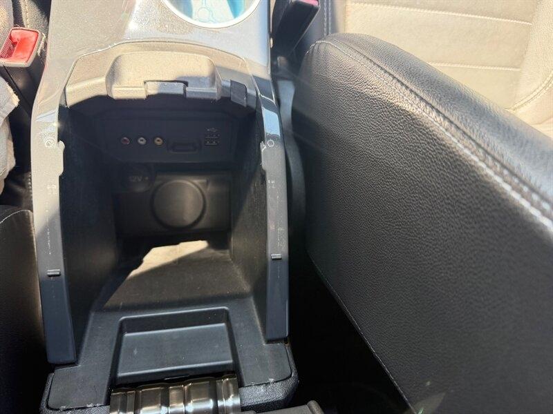 Ford Escape Titanium 4WD 2014