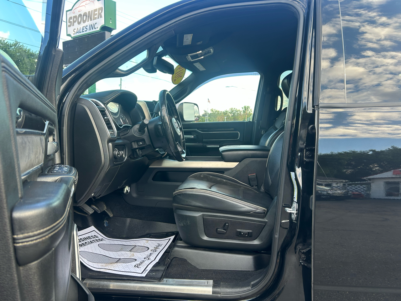 2019 Ram 2500 Laramie photo 4