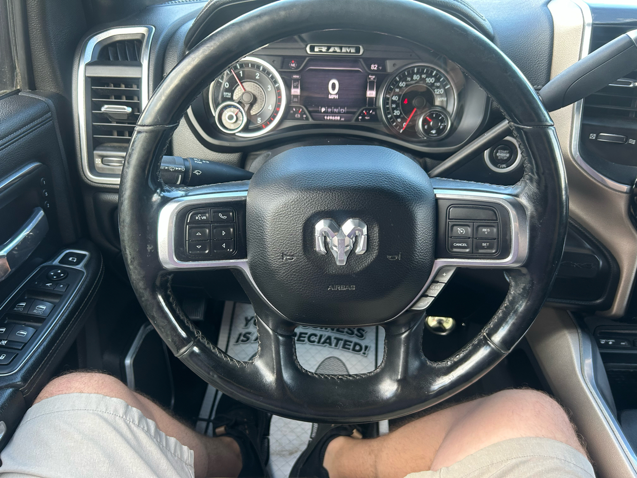 2019 Ram 2500 Laramie photo 6