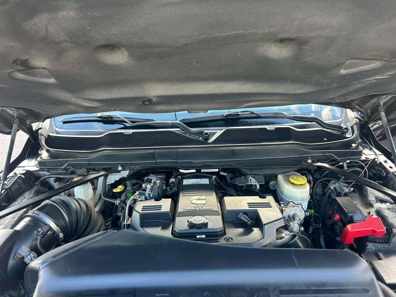 2019 Ram 2500 Laramie photo 13