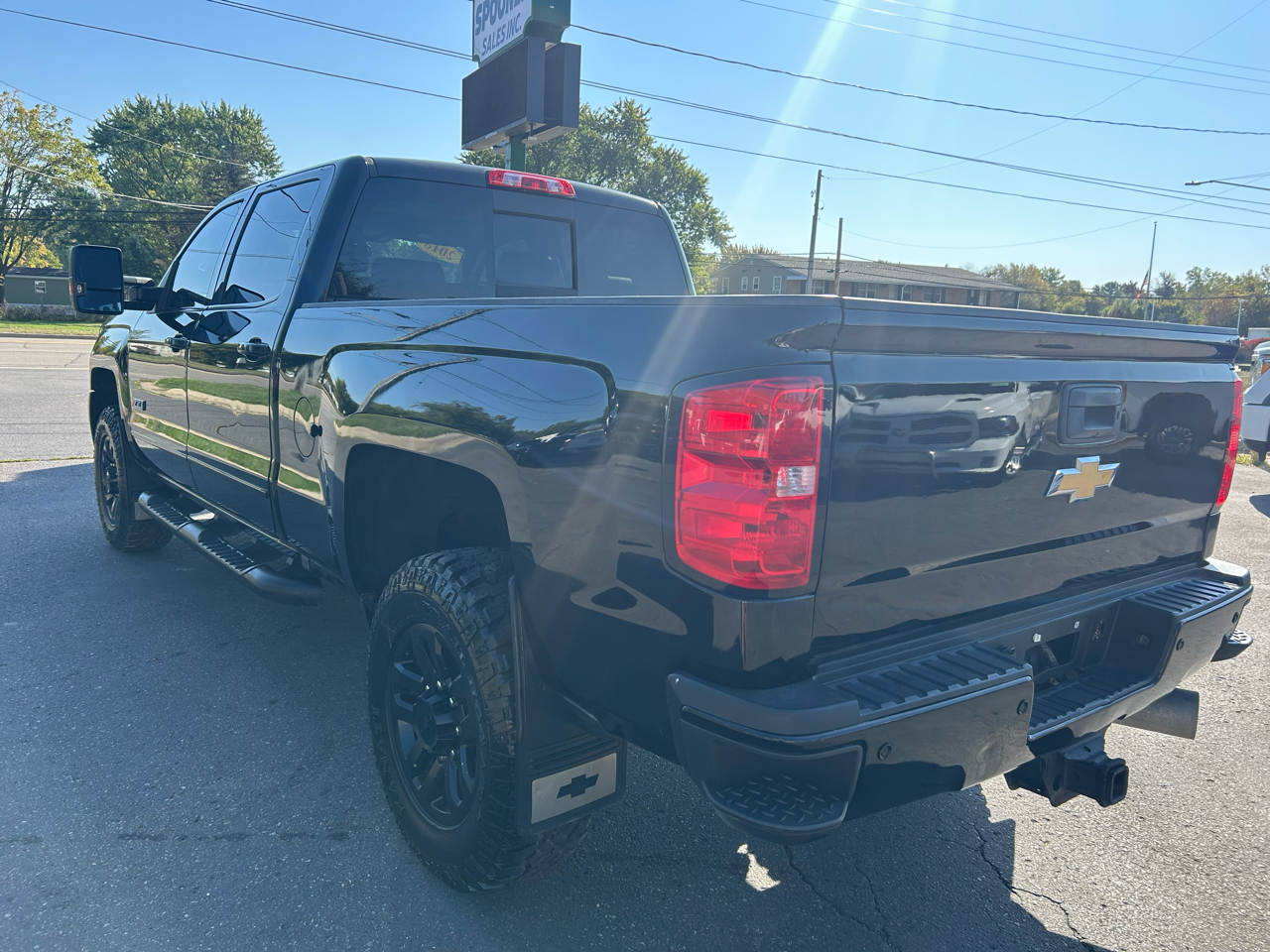 2018 Chevrolet Silverado 2500HD LTZ photo 3