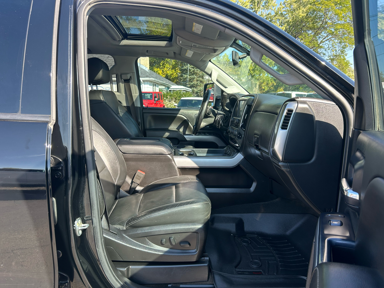 2018 Chevrolet Silverado 2500HD LTZ photo 13