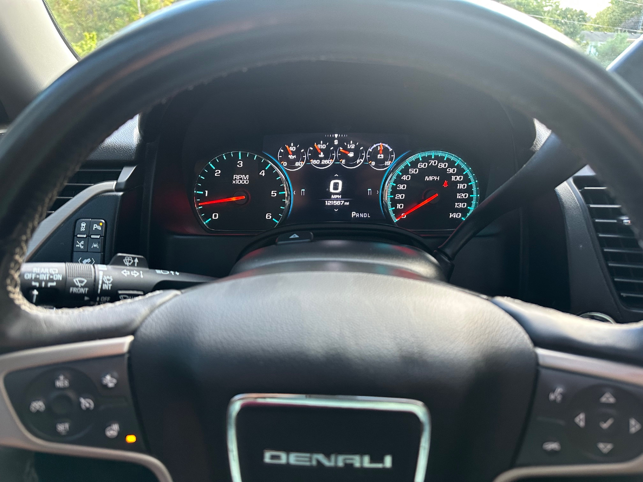 2017 Gmc Yukon Denali photo 19